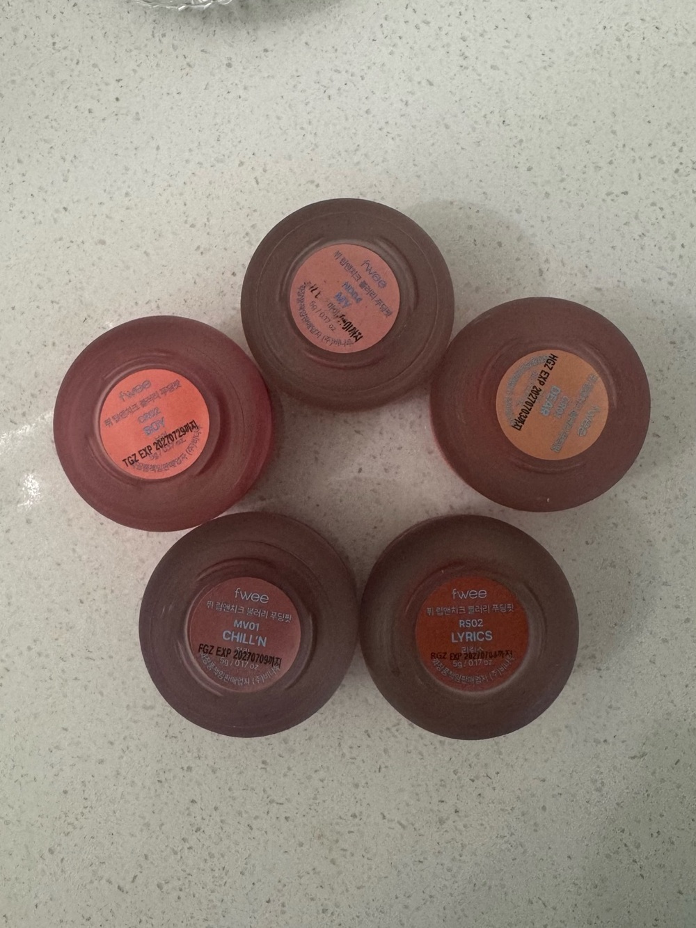 FWEE Blurry Pudding Pot in Pink, Coral, Plum, Mauve, and Red-Brown - Picture 2 of 5